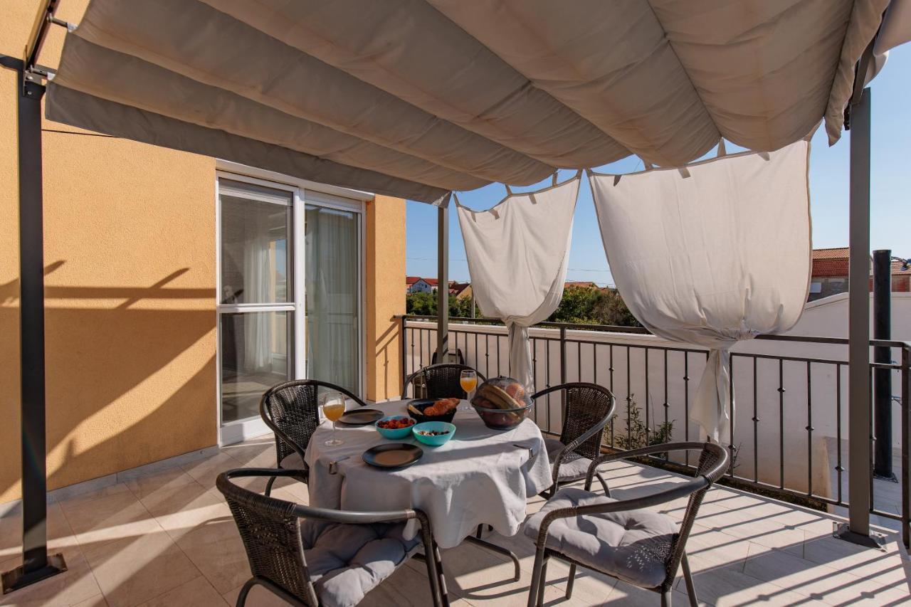 Villa Family And Friends Private Heated Pool With Jacuzzi Zadar Exterior photo