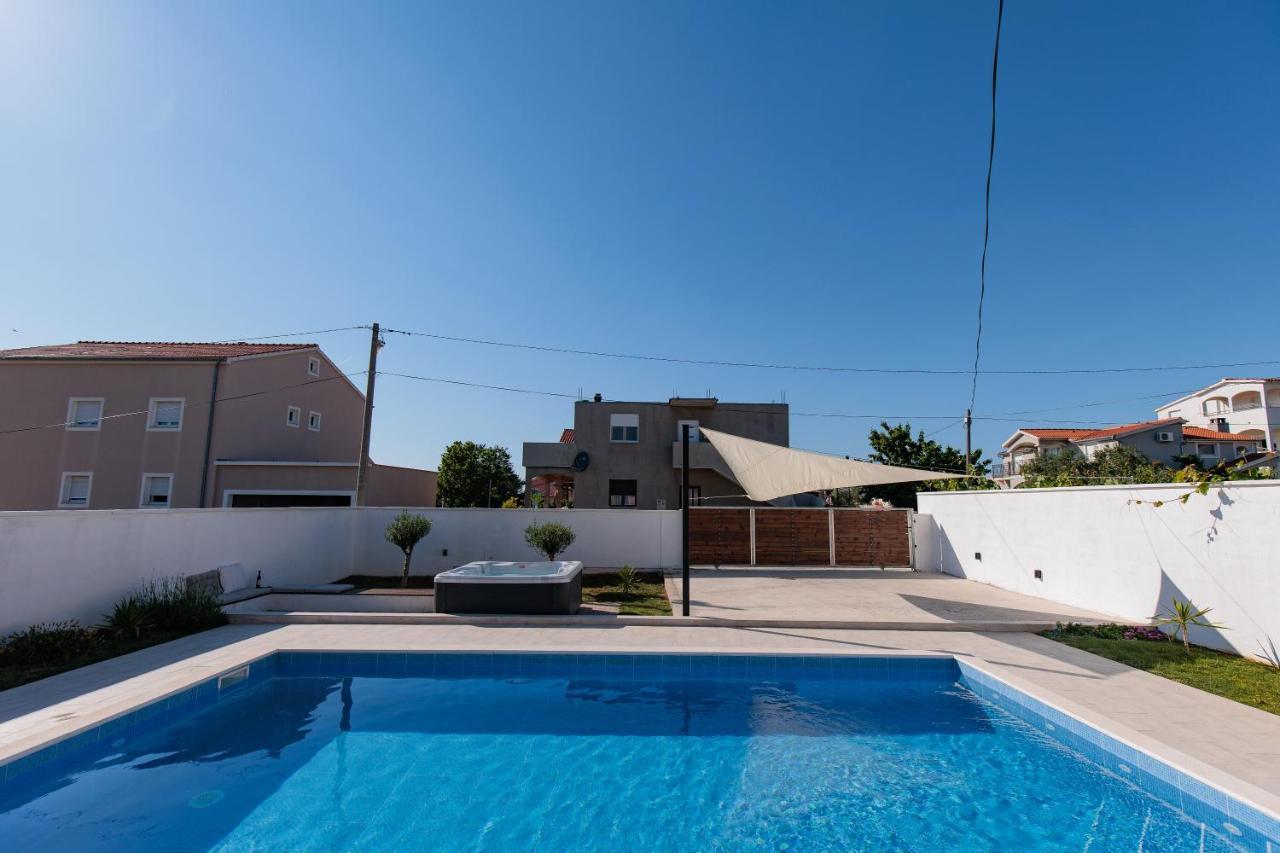 Villa Family And Friends Private Heated Pool With Jacuzzi Zadar Exterior photo